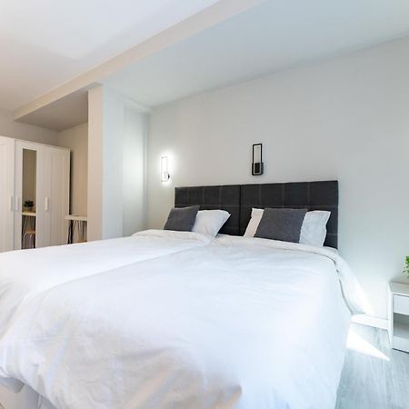 Malagasuite Golden Views ฟูเอนฮิโรลา ภายนอก รูปภาพ